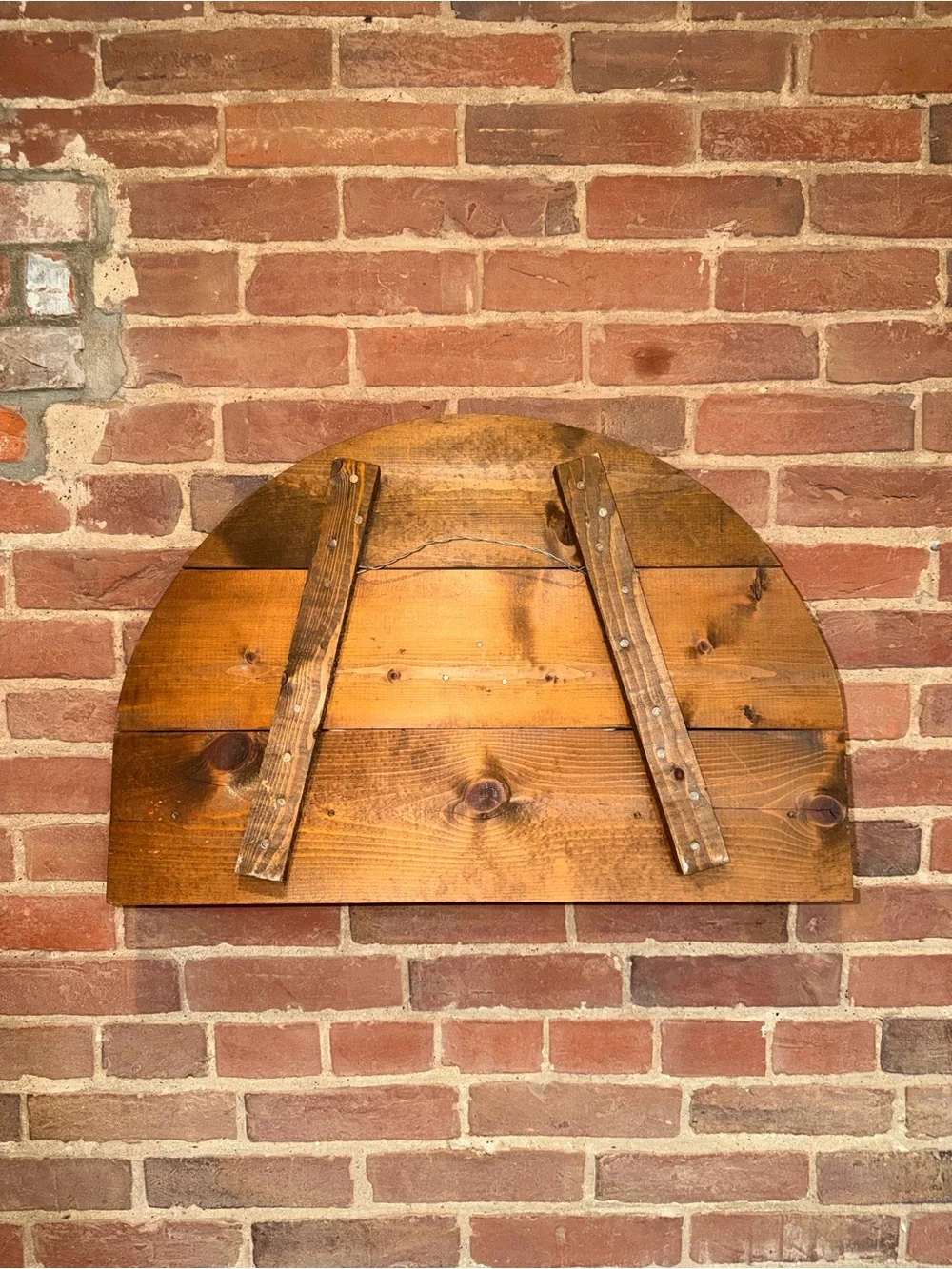 Rustic Wild Duck / Goose Wall Hook Hanging Rack in Brown and Yellow